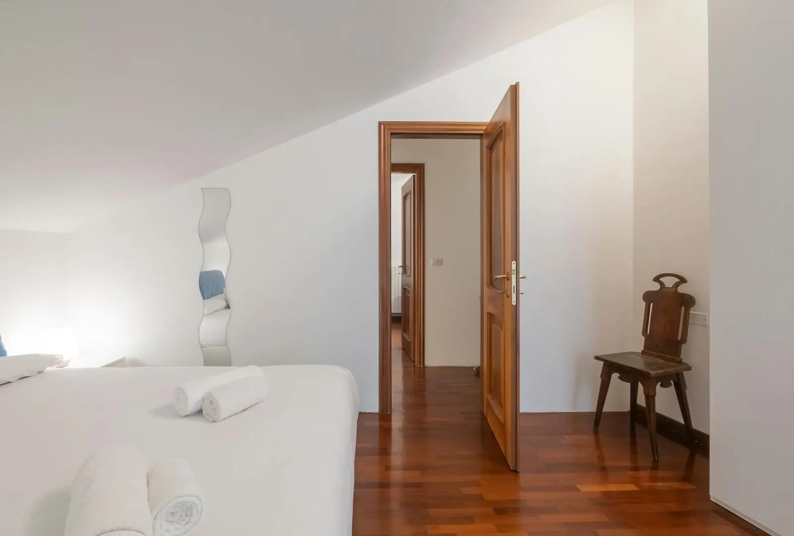 B&B La Ringhiera - Meda 43 Milano 0*,
